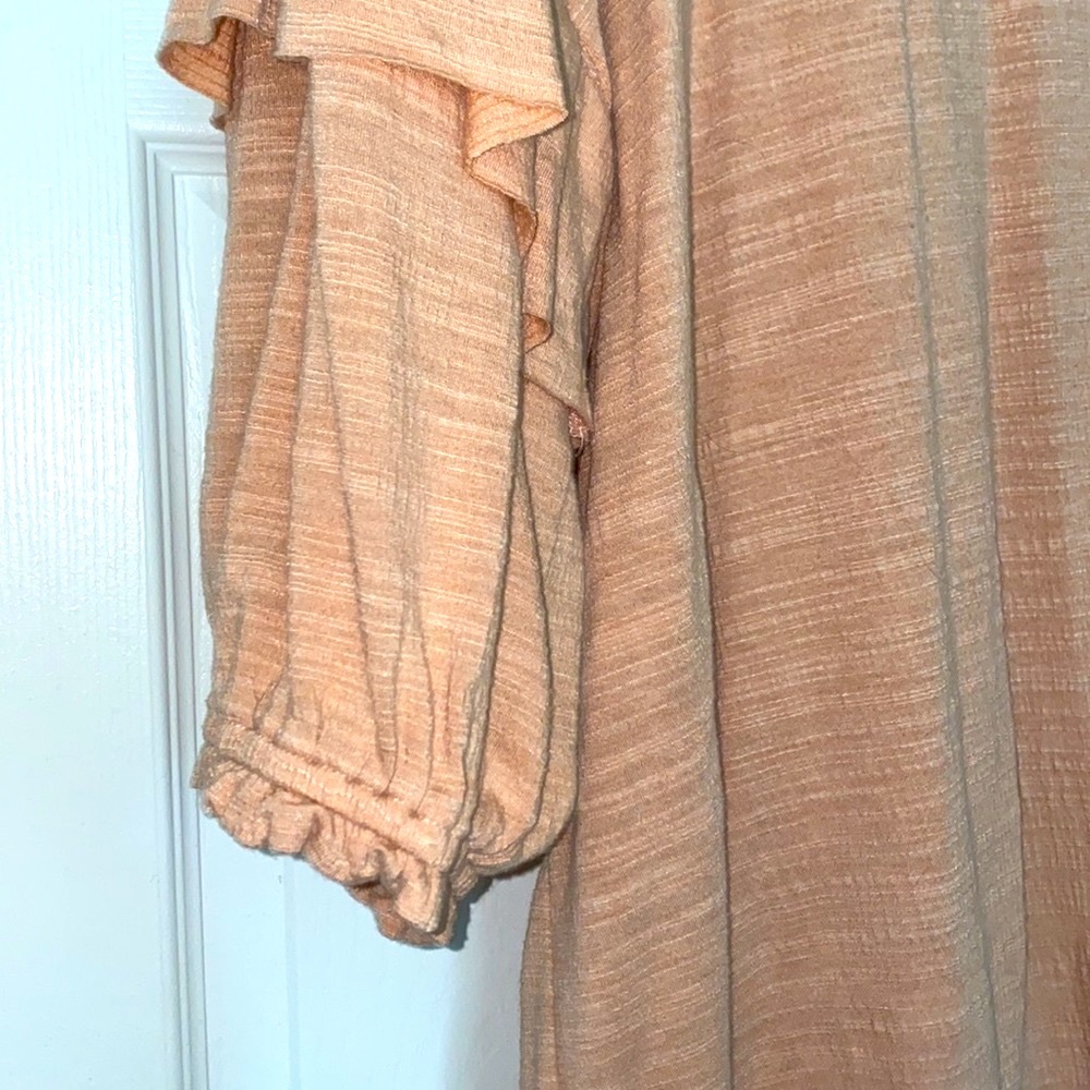 Democracy sz2x peach blouse - Picture 3 of 7